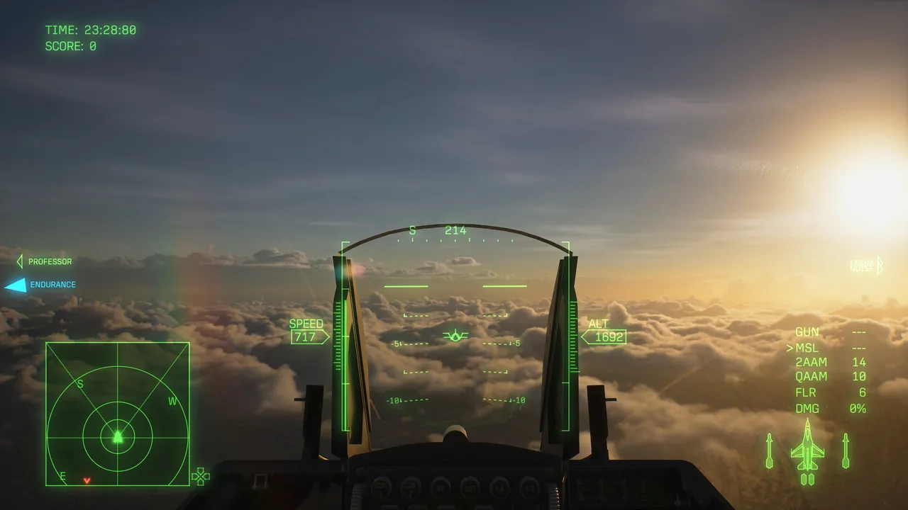 《空戰奇兵8 希孚之翼》夕陽雲海上的座艙視角 HUD 官方截圖