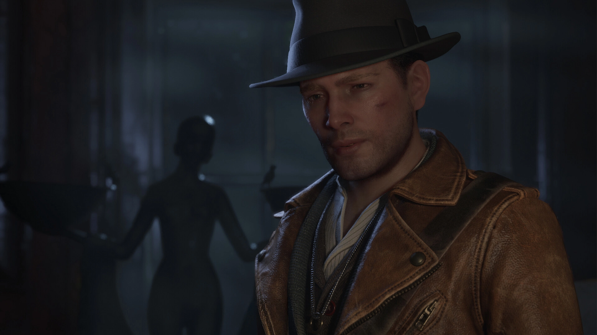 The Sinking City 2 主角 Calvin Raffery 特寫與背景神秘人影